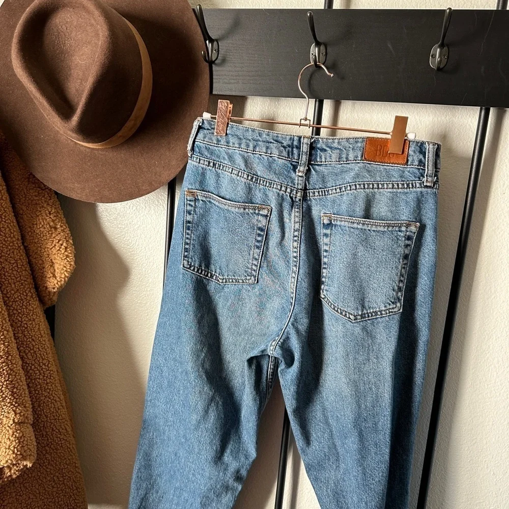 Urban Outfitters medium wash high rise retro vintage mom denim jeans y2k - Picture 5 of 6